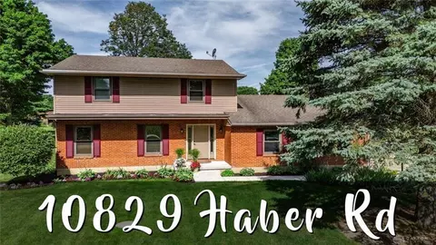 10829 Haber Rd, Englewood, OH 45322