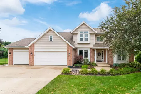 536 N Union St, Loudonville, OH 44842