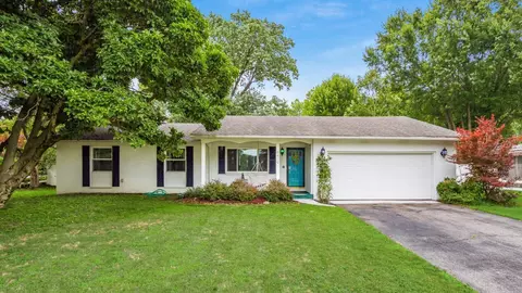 9419 Circle Dr E, Pickerington, OH 43147