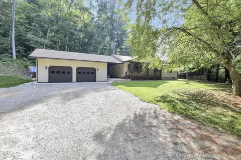 Exterior - 33253 Till Rd, Logan, OH 43138 photo 13 of 21