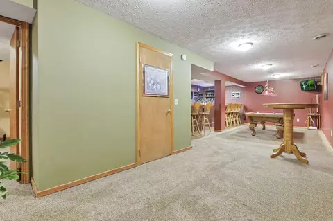 Entry Way - 33253 Till Rd, Logan, OH 43138 photo 4 of 4
