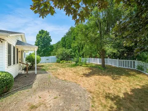 Exterior - 244 Clark Dr, Circleville, OH 43113 photo 5 of 5