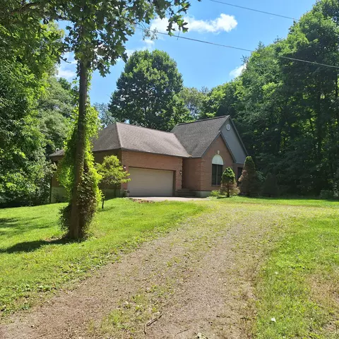 7230 Roads Ln, Hillsboro, OH 45133