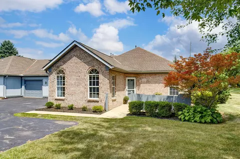 3799 Mill Stream Dr #17, Hilliard, OH 43026