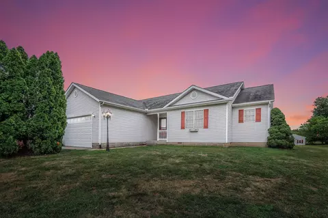 2264 Shawnee Trl, Circleville, OH 43113