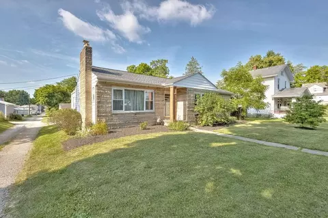 106 E Pleasant St, Mount Vernon, OH 43050