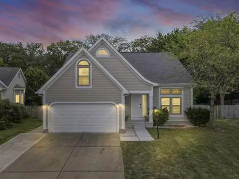 7699 Eagle Creek Dr, Pickerington, OH 43147