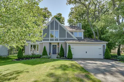 136 Spring Valley Rd, Westerville, OH 43081
