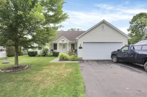 13546 Oak Rd NE, Thornville, OH 43076