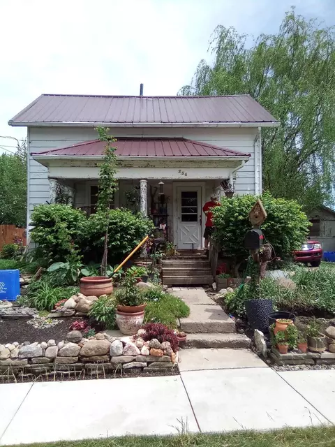 256 Barnhart St, Marion, OH 43302
