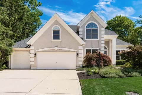 7424 Charmonte Ct, Dublin, OH 43017
