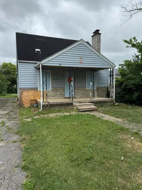 2247 Safford Ave, Columbus, OH 43223