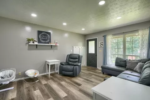 136 Maple Ave, Jackson, OH 45640 photo 10