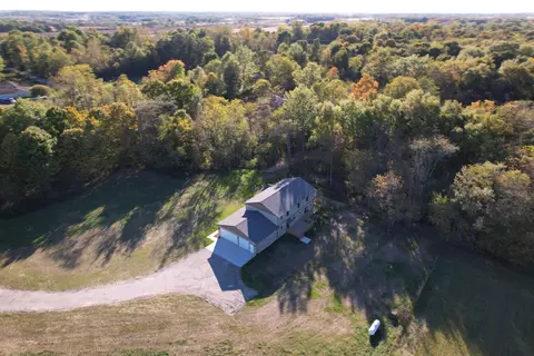 13407 Kent Ln, Utica, OH 43080