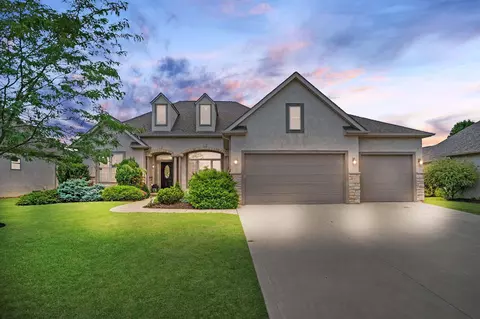 1726 Tuscarora Dr, Grove City, OH 43123