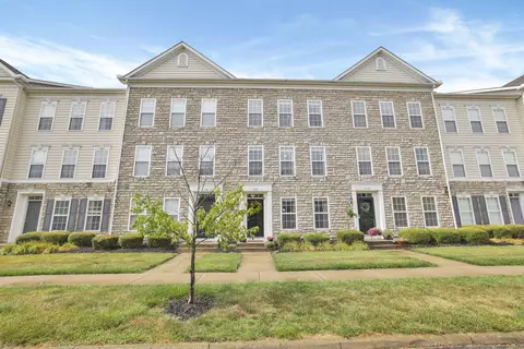 5572 Middle Falls St #52, Dublin, OH 43016