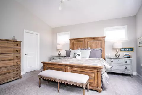 Bedroom - 8294 Timble Falls Dr, Dublin, OH 43016 photo 2 of 9