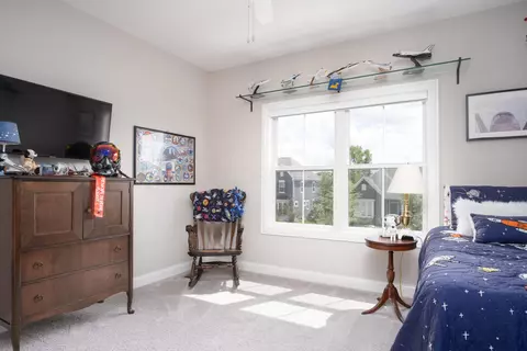 Bedroom - 8294 Timble Falls Dr, Dublin, OH 43016 photo 7 of 9