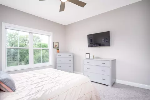 Bedroom - 8294 Timble Falls Dr, Dublin, OH 43016 photo 9 of 9