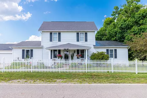 10749 Eden Church Rd, Saint Louisville, OH 43071