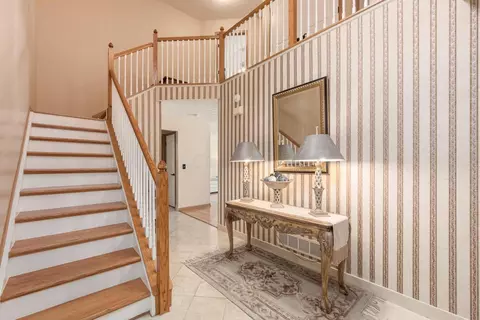 Entry Way - 87 Brooksedge Dr E, Pataskala, OH 43062 photo 2 of 4