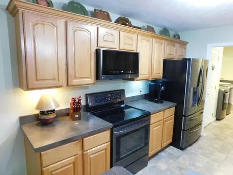 533 Edgehill Cir, Logan, OH 43138 photo 14