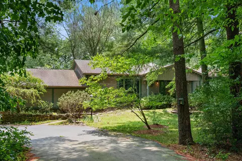 7530 Dusty Pines Dr, Galena, OH 43021