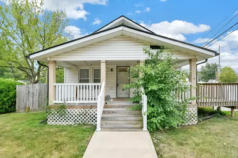 136 Maple Dr, Columbus, OH 43228