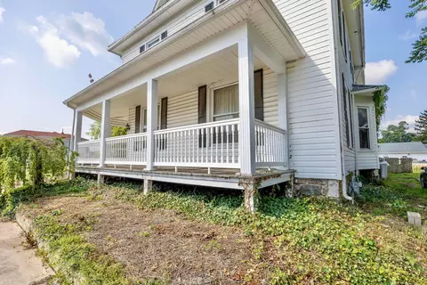 Exterior - 103 N Boggs St, De Graff, OH 43318 photo 3 of 9