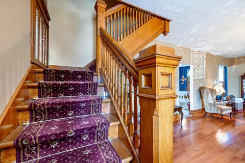 Entry Way - 103 N Boggs St, De Graff, OH 43318 photo 4 of 9