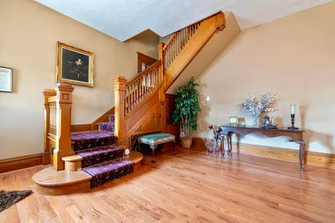 Entry Way - 103 N Boggs St, De Graff, OH 43318 photo 2 of 9