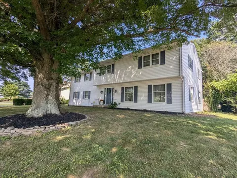 69 Applewood Dr, Chillicothe, OH 45601
