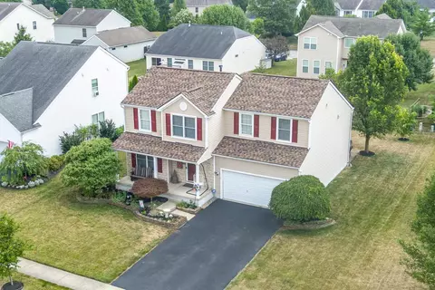 3959 Black Pine Dr, Grove City, OH 43123