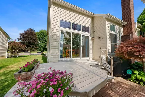 Exterior - 2860 Jericho Pl, Delaware, OH 43015 photo 5 of 12