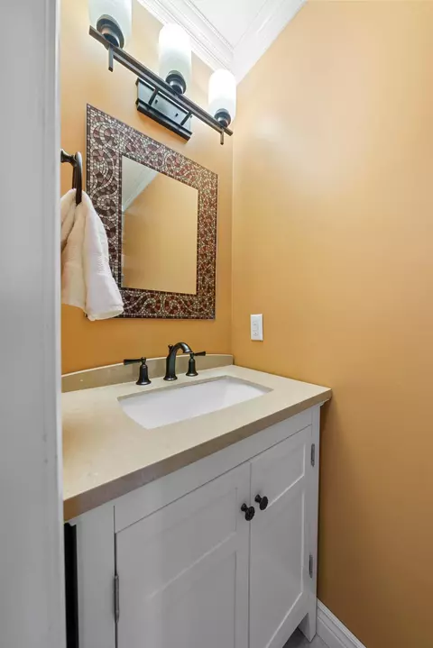 Bath - 2860 Jericho Pl, Delaware, OH 43015 photo 1 of 5