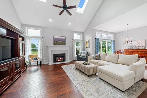 Living - 2860 Jericho Pl, Delaware, OH 43015 photo 1 of 6