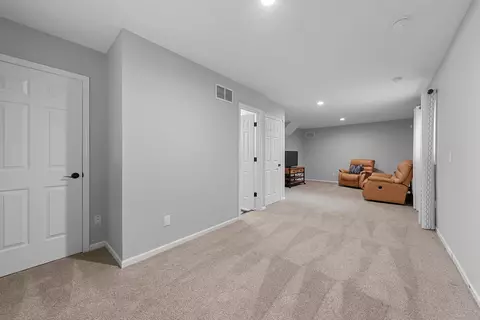 Entry Way - 2860 Jericho Pl, Delaware, OH 43015 photo 5 of 5