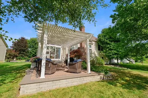 Exterior - 2860 Jericho Pl, Delaware, OH 43015 photo 8 of 12