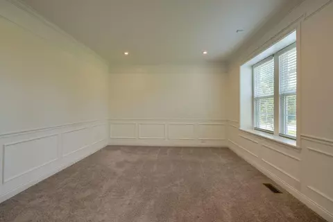Living - 832 Pathlow Dr, Pickerington, OH 43147 photo 1 of 12