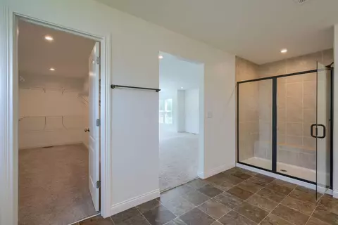 Entry Way - 832 Pathlow Dr, Pickerington, OH 43147 photo 7 of 7