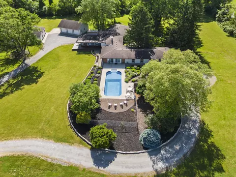 4605 Summit Rd SW, Pataskala, OH 43062