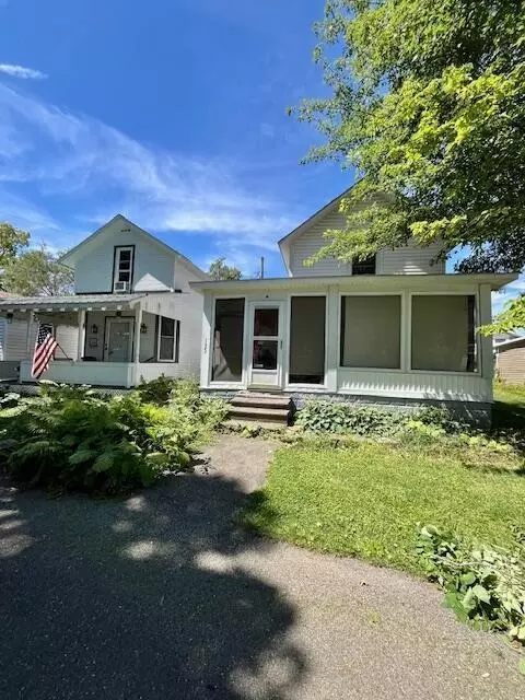 135 7th St, Lancaster, OH 43130