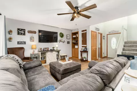 439 E Cliff St, Baltimore, OH 43105 photo 13