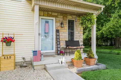 439 E Cliff St, Baltimore, OH 43105 photo 4
