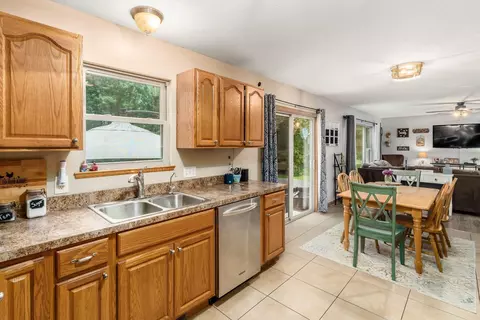 439 E Cliff St, Baltimore, OH 43105 photo 7