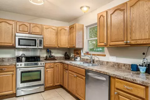 439 E Cliff St, Baltimore, OH 43105 photo 6