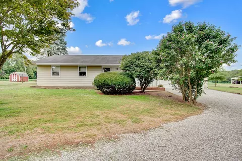 9440 Union Hill Rd, Blue Rock, OH 43720
