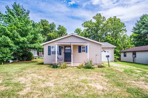 257 Saint Anns Ln, Waverly, OH 45690
