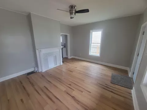 481 E Markison Ave, Columbus, OH 43207 photo 5