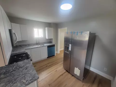 481 E Markison Ave, Columbus, OH 43207 photo 8
